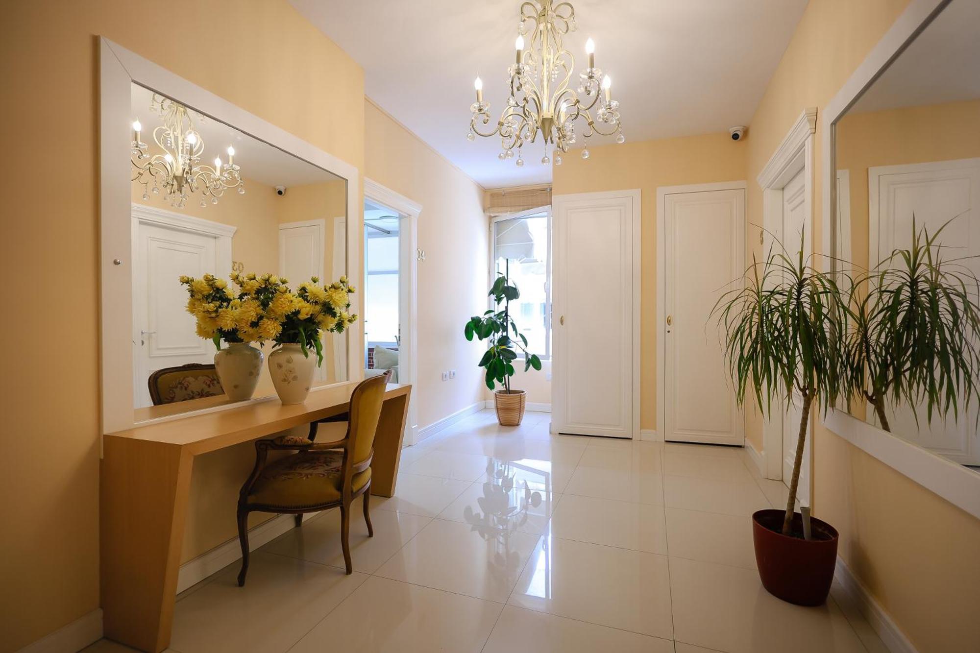 Near Me Apartments Тирана Екстериор снимка