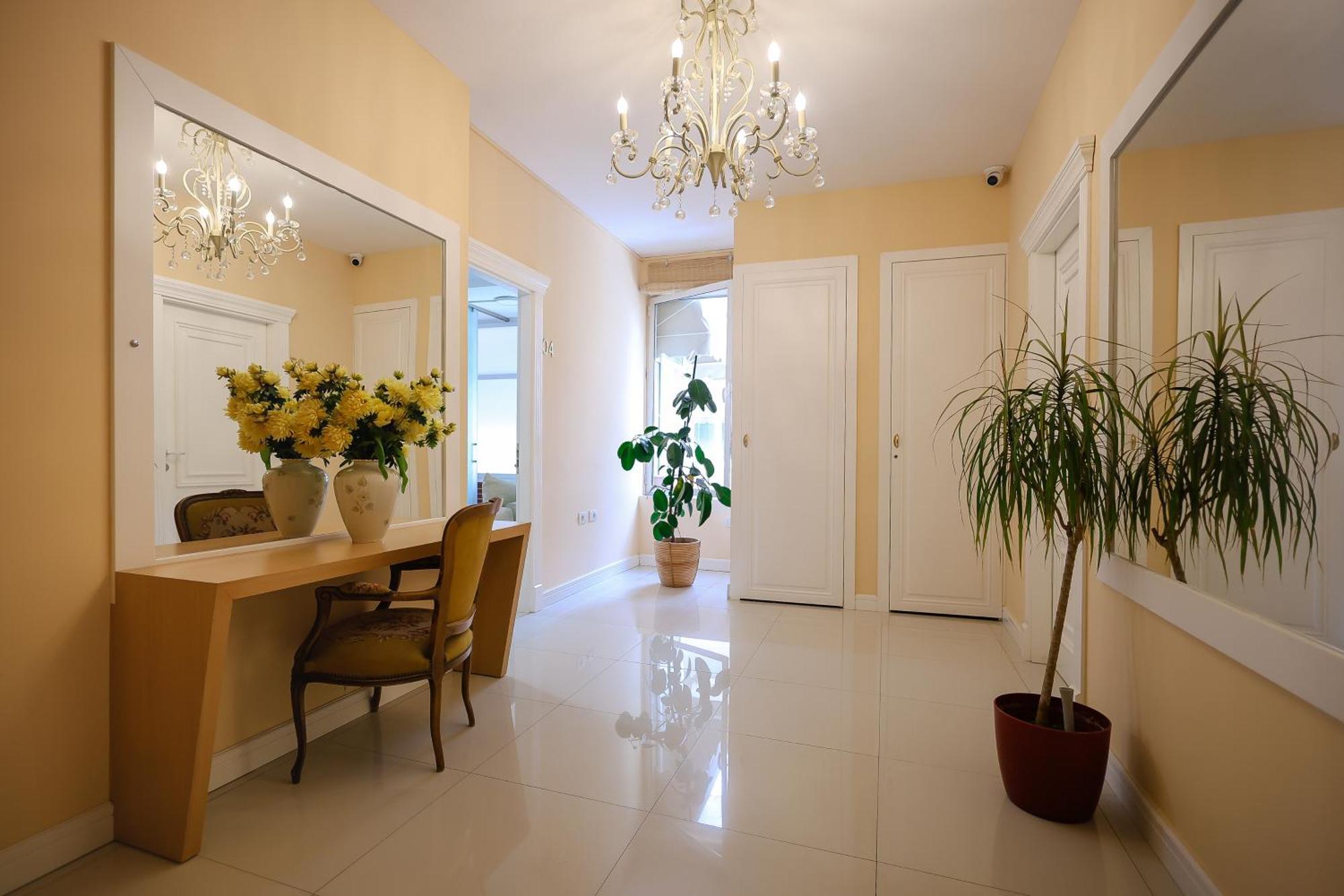 Near Me Apartments Тирана Екстериор снимка